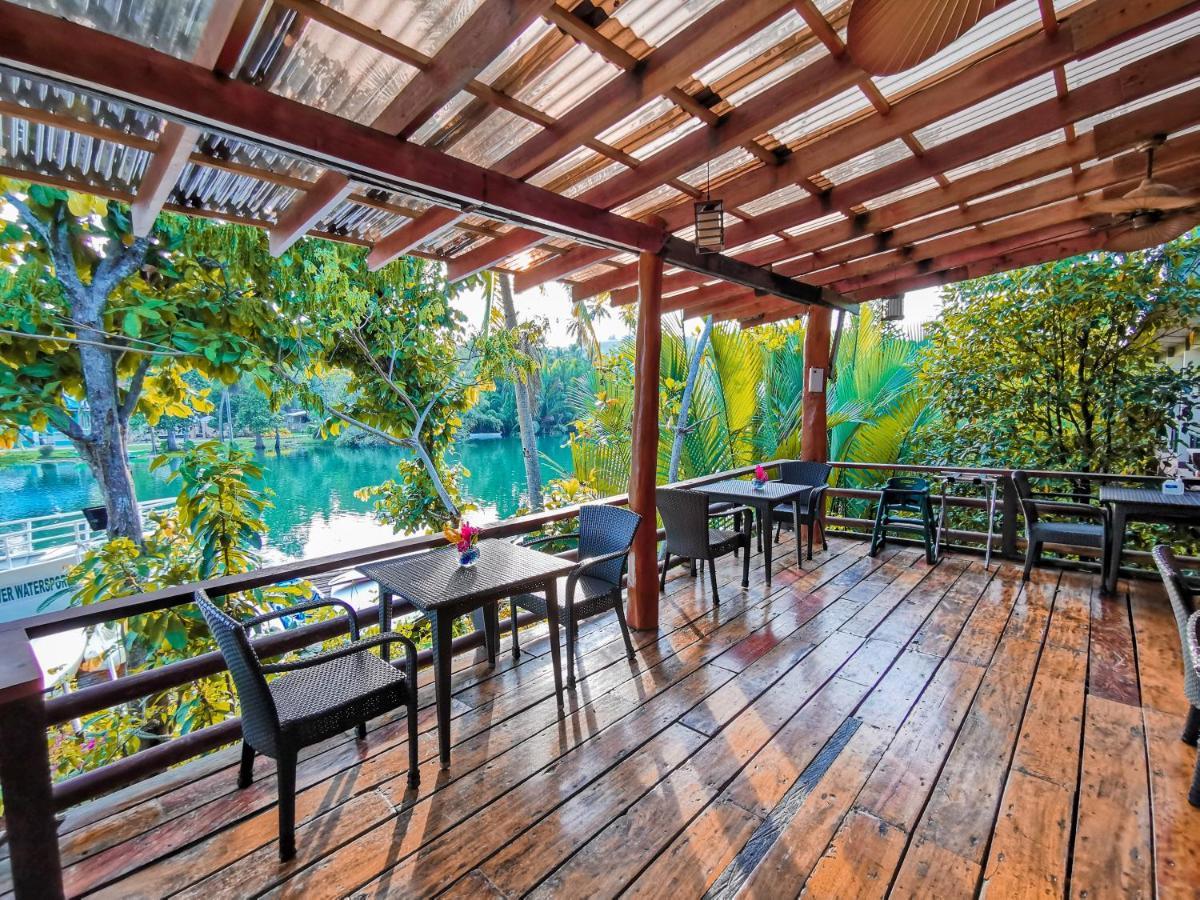 Loboc River Resort Bagian luar foto